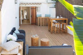 Studio à 200m de la plage de Tahiti beach et à proximité du centre de St Tropez